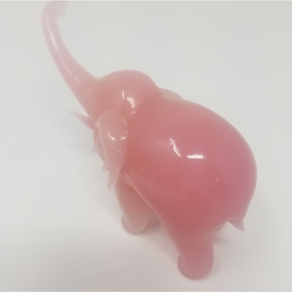 Vintage 80's Pink Marble Glass Mini Elephant - Picture 8 of 10